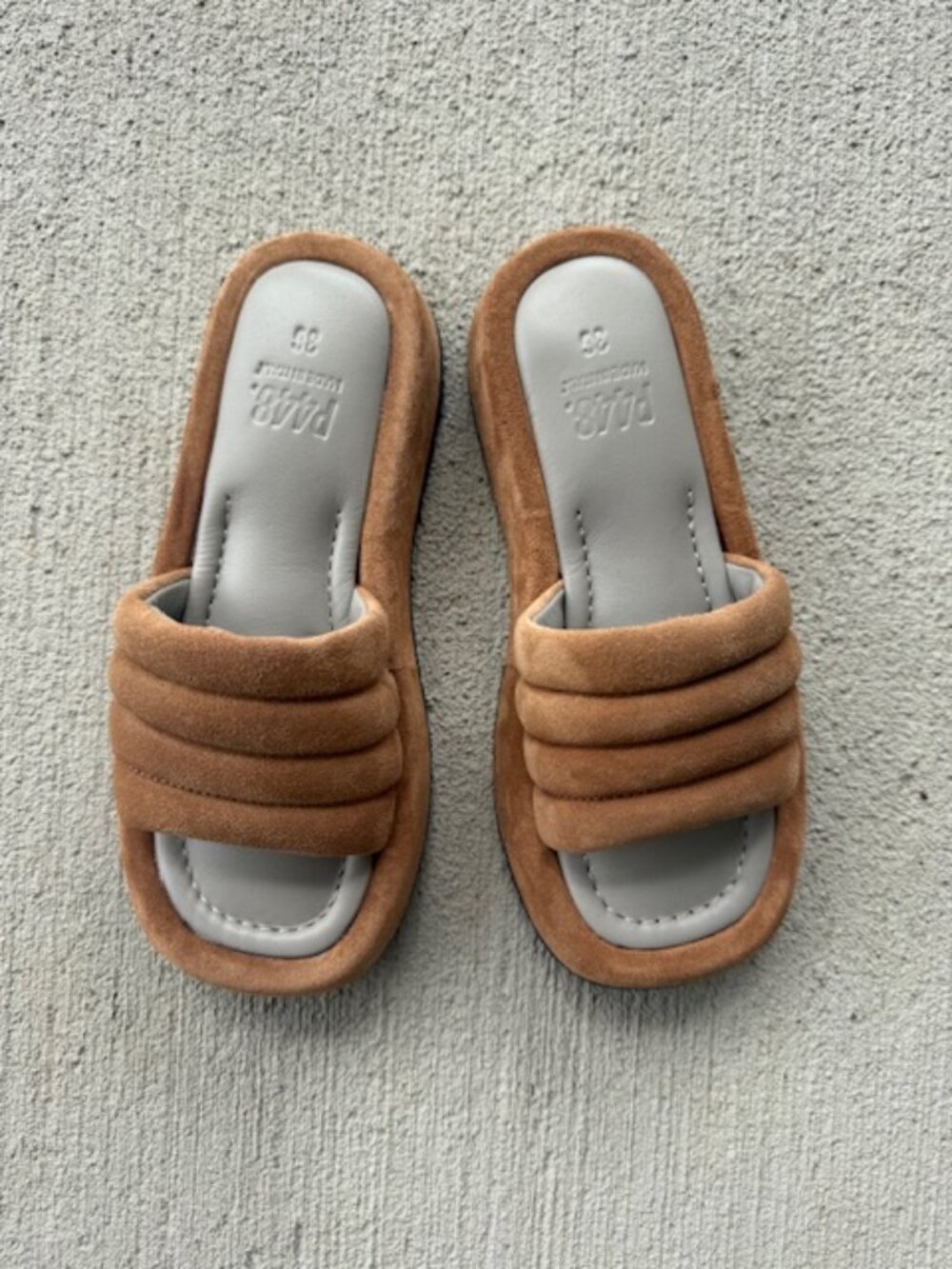 P448 Women's Fergie Cognac Sandals EU 36 - Picture 3 of 7
